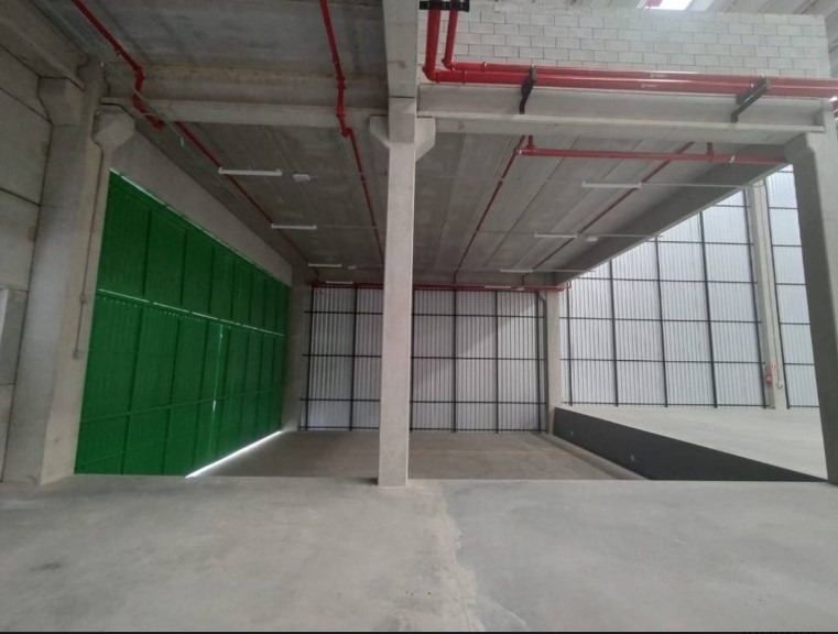 Galpão em Condomínio com 3576m² para Aluguel – Santo André