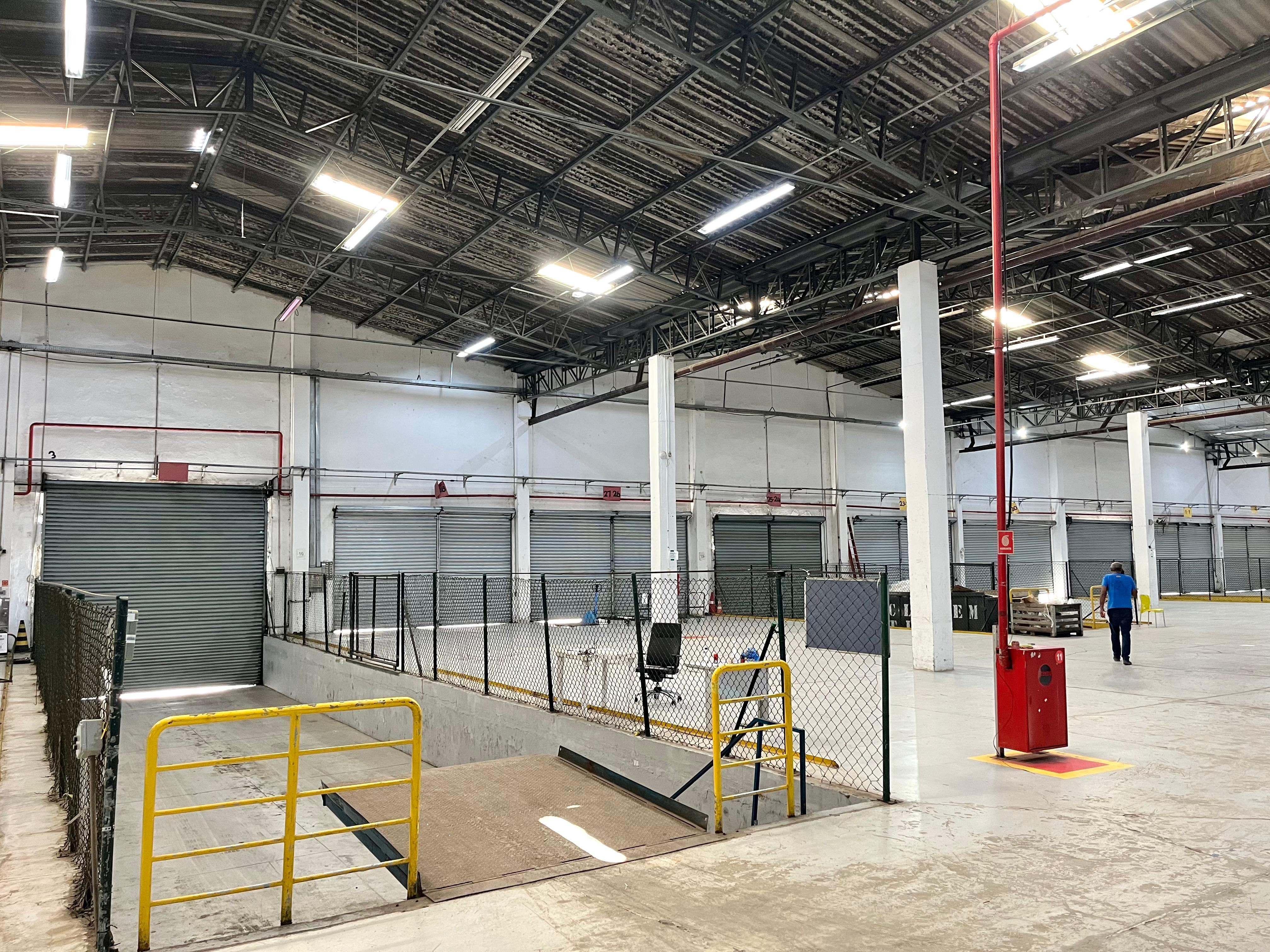 Galpão Industrial com 9507m² para Aluguel – São Paulo