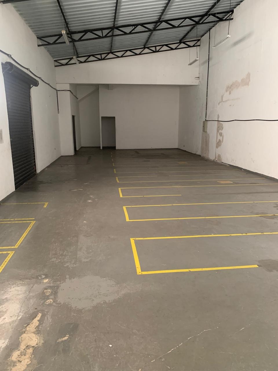 Galpão Industrial com 335m² para Aluguel – Diadema