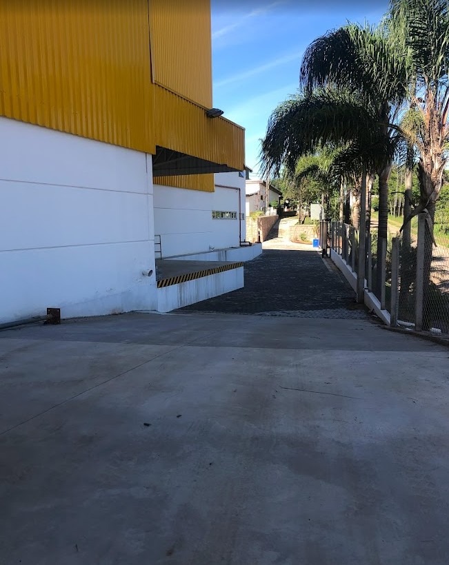 Galpão Industrial com 2430m² para Aluguel e Venda – Jundiaí