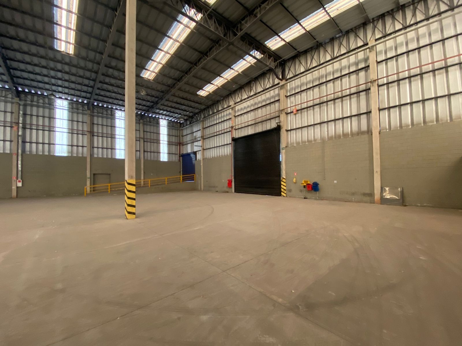 Galpão Industrial com 5400m² para Aluguel – Mogi das Cruzes