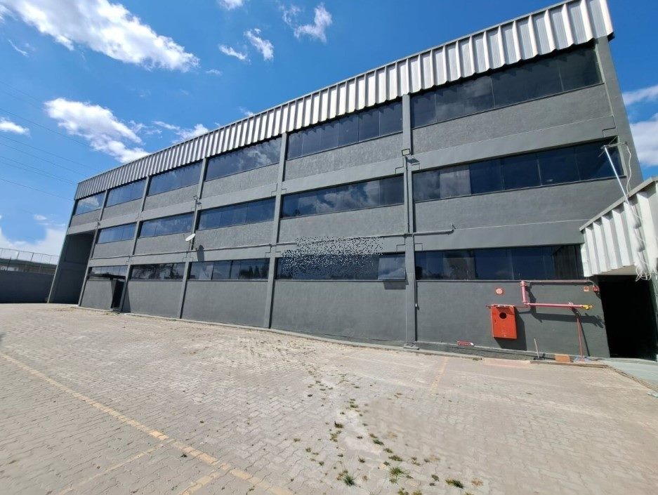 Galpão Industrial com 5400m² para Aluguel – Mogi das Cruzes