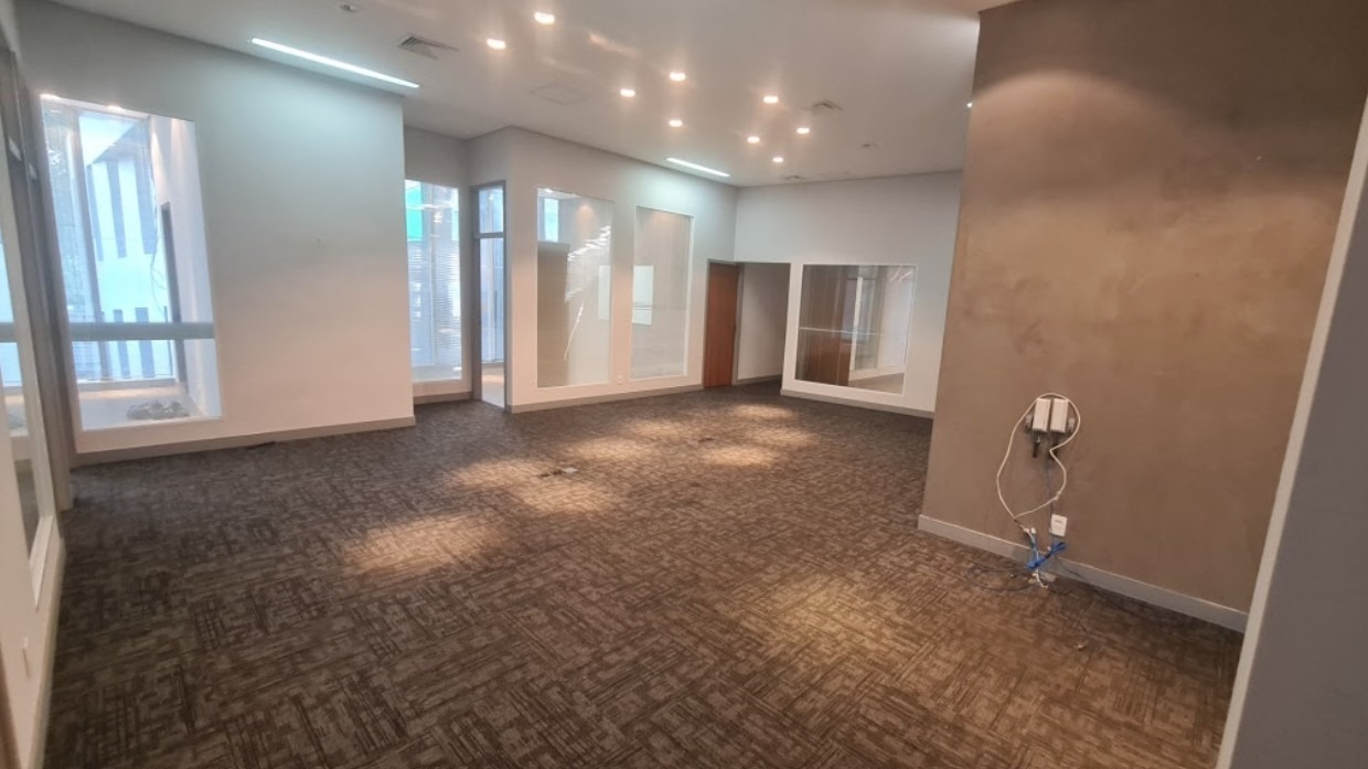 Conjunto Comercial com 424m² para Aluguel – São Paulo - foto de capa