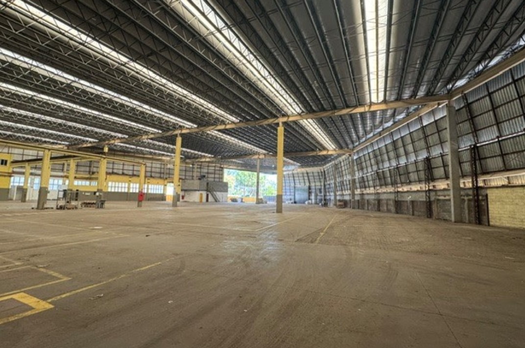 Galpão Industrial com 7186m² para Aluguel e Venda – Osasco - foto 2