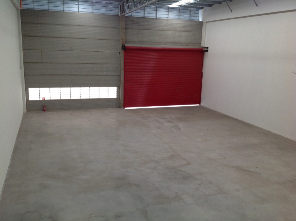 Galpão em Condomínio com 2062.81m² para Aluguel – Atibaia - foto de capa
